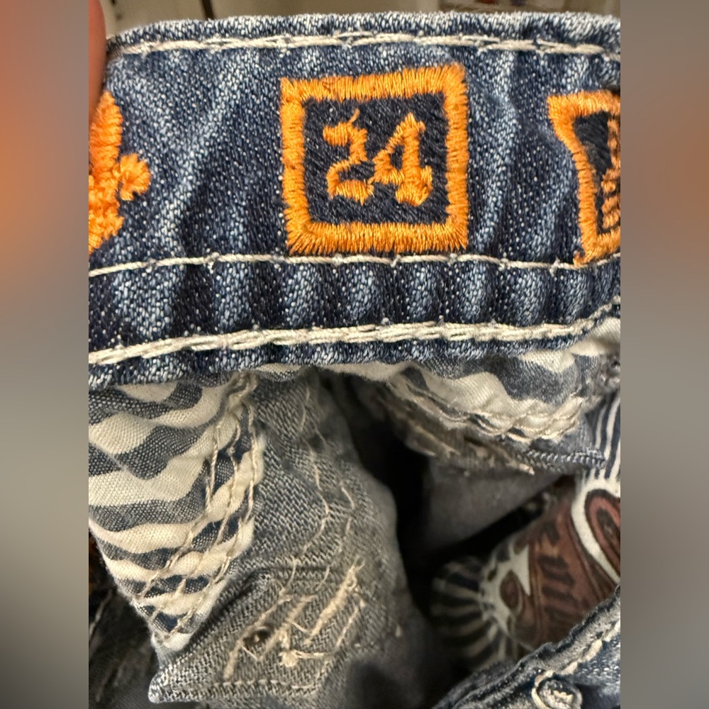 Bell bottoms rock revival jeans - Picture 3 of 5